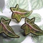 Elven Ivy Leaf Brooch - Wooden Art Badge -..